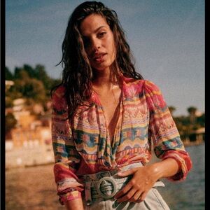 Sezane Abelia blouse in Ikat print in size 36